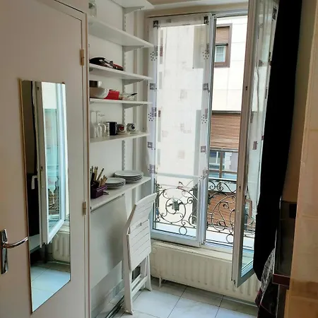Cozy In 15th - 10 Minutes Away From Eiffel Tower! * Paryż